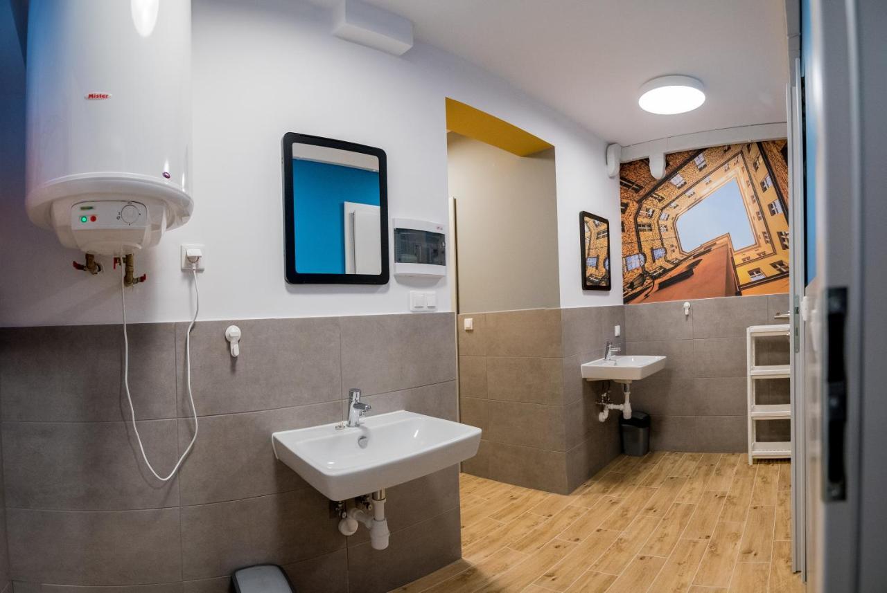 Togoto Wroclaw Hostel Bagian luar foto